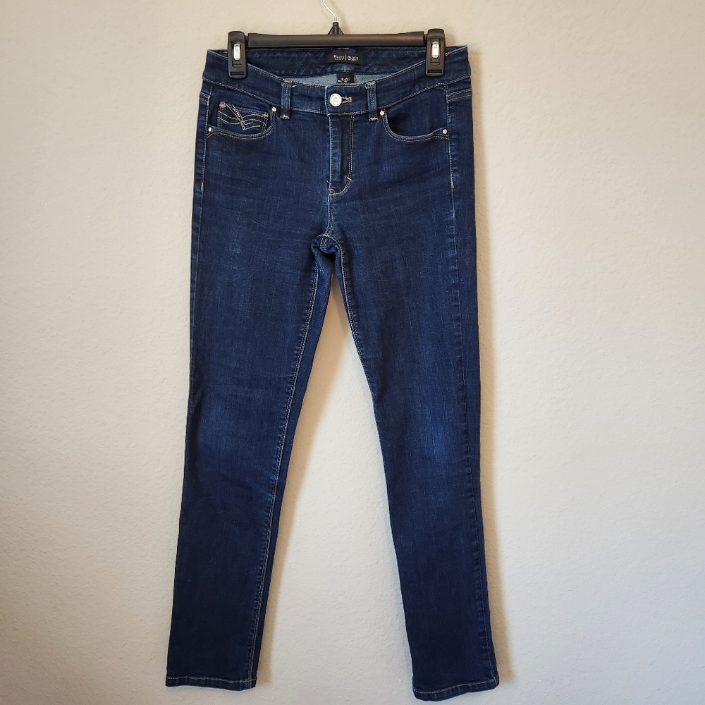 White House Black Market Blanc Jeans Size 4 Regular Slim Leg